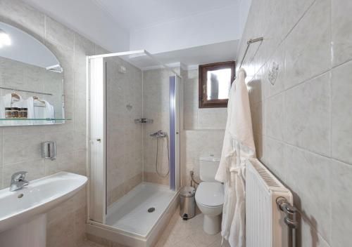 Stone Suites by White Hills