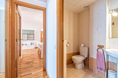 Calido apartamento con piscina en Barcelona