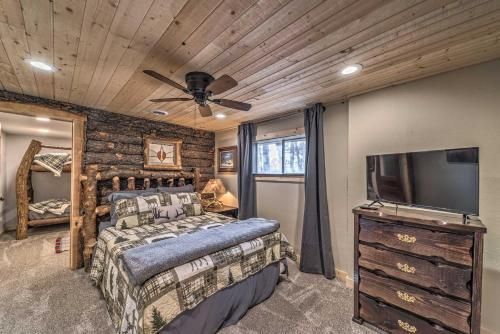 Modern Alpine Cabin with Billiards Hike and Ski!
