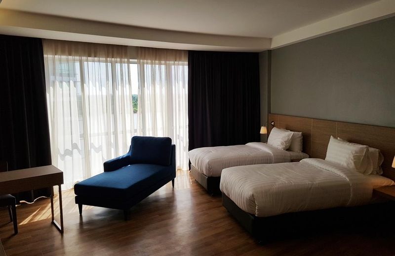 Win Hotel