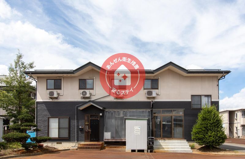 OYO Business Takahata Ekimae Hotel
