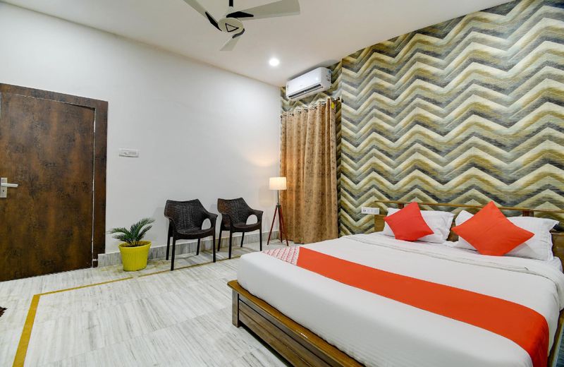 Flagship Hotel N. N. Residency