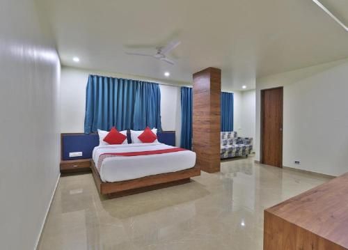 Hotel Kuber by Sky Stays