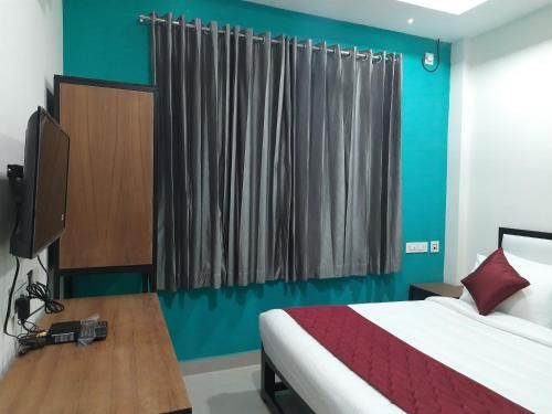 Hotel Abedrooms- Budget stay Thanajvur