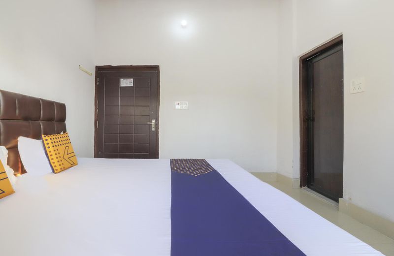 SPOT ON 75178 Hotel Arman