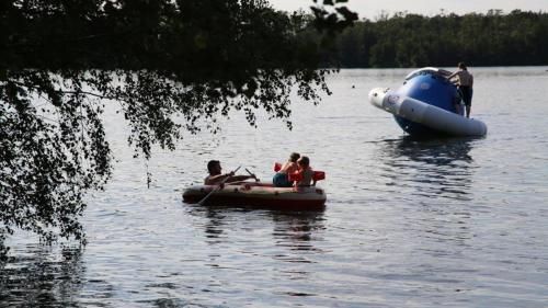 DUSSELDORF - Haus am See mit Sandstrand nahe Rhein-Main und Spessart