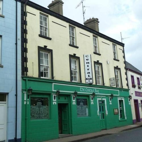Central Bar Guesthouse