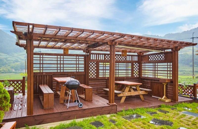 Namhae Uyeongwa Inyeon Pension