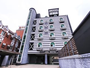 Hotel Image 2