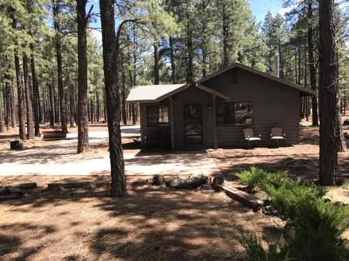 Grand Canyon Cottage at Historic Wrigley Ranch with Horseback Riding & Shooting