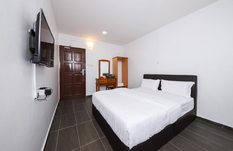SPOT ON 89801 Sweet Home Hotel Sabak Bernam