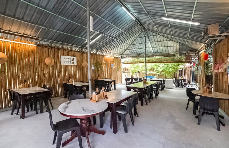 Capital O 89374 Ohana Restaurant & Homestay