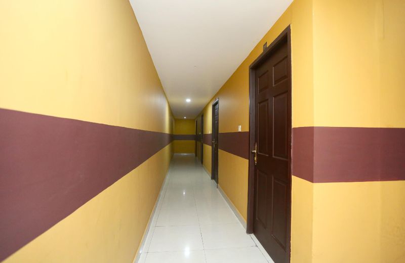 OYO 72227 Lp Castle