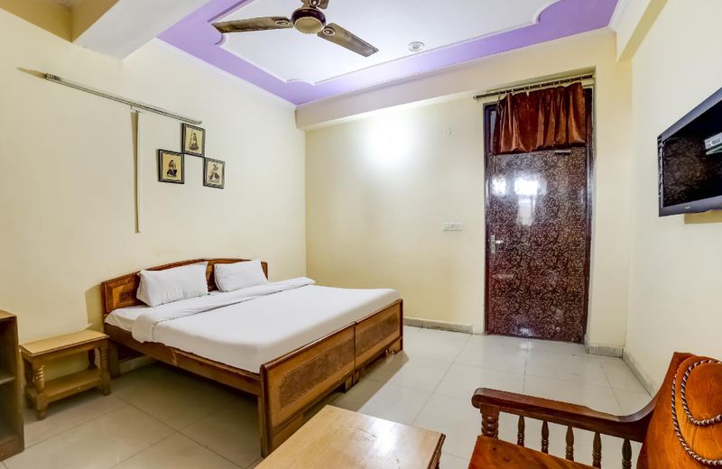 OYO Home 76615 Hotel Sunrise Pushpa Complex Palwal