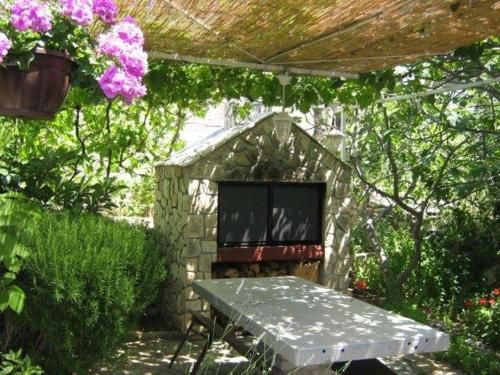 Outdoor Pictures 1
