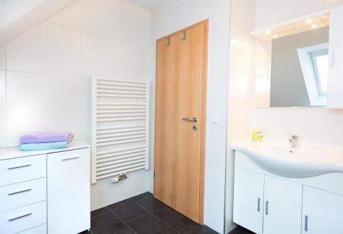 Ferienwohnung mit schonem Seeblick und Balkon - [#26400]