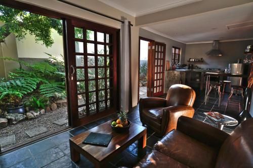 Villa La Mercy Guest Suite
