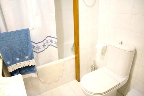 3 bedrooms house with balcony and wifi at Berroeta
