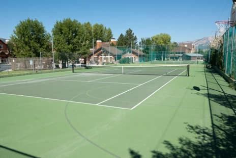 1 Bedroom Vacation Condo - Huntsville, Utah Lodging near Snowbasin Resort