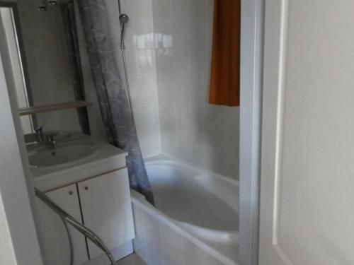 Appartement Reallon, 2 pieces, 6 personnes - FR-1-469-30