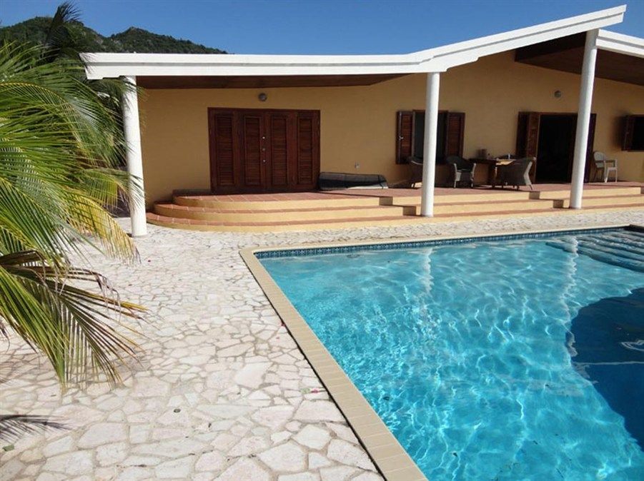 Pelican Villa