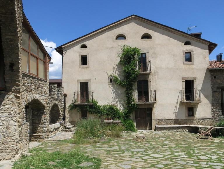 Cal Calsot Casa Rural "Adults Only"