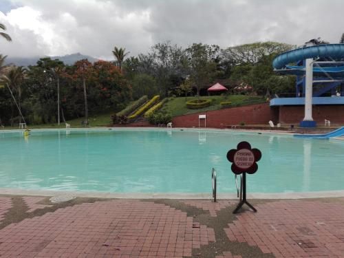 Club El Bosque EXUBERANTE NATURALEZA Cabana 6 pax