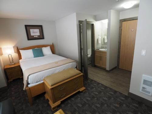Apex Lodge - 9 Hotel Room