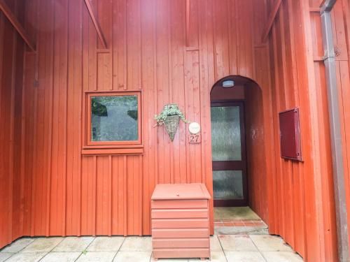 Rowan Lodge, Narberth