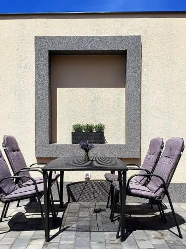 Outdoor Pictures 1