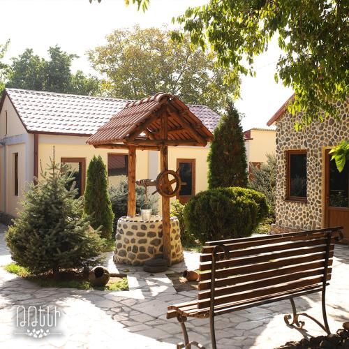 Outdoor Pictures 1
