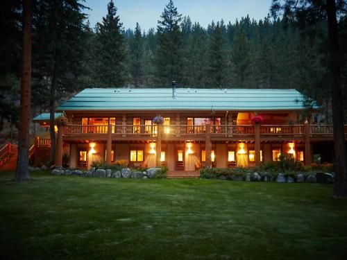 Bear Creek Lodge