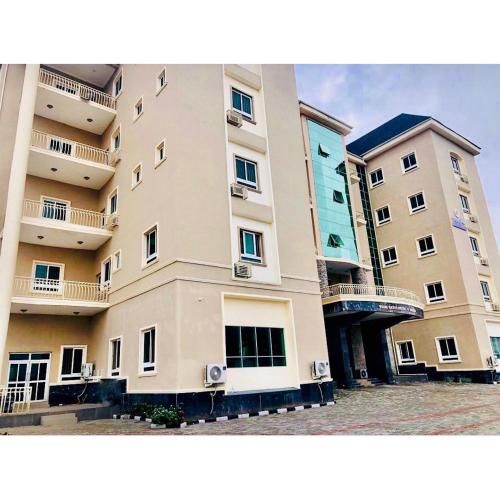 Vichi Gates Hotel & Suites