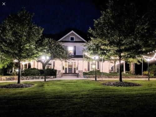 The Groome Inn