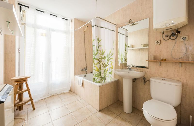 Apartment in Opera – Royal Palace
