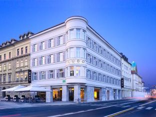Hotel Image 2