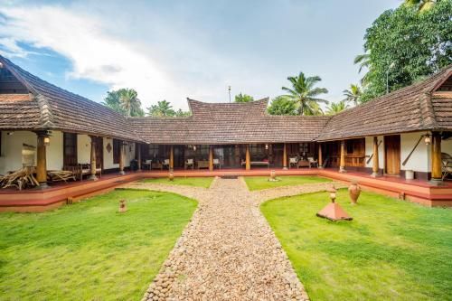 Exquisite Retreat, Fishing, Spice & Fruit Garden