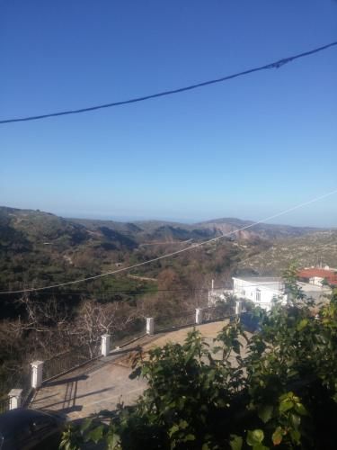 Mpampis Guesthouse
