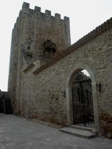Castel di Pietra
