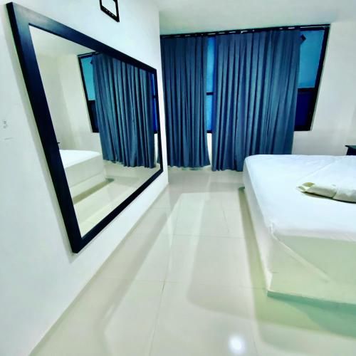 TOKYO HOTEL