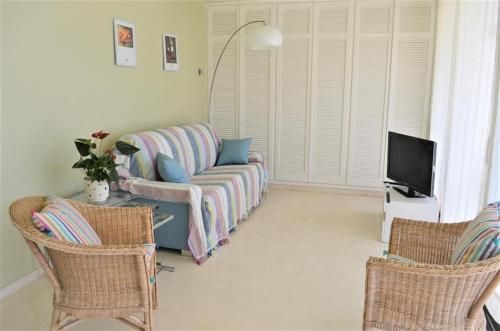 Begur Apartment Sleeps 6 Pool