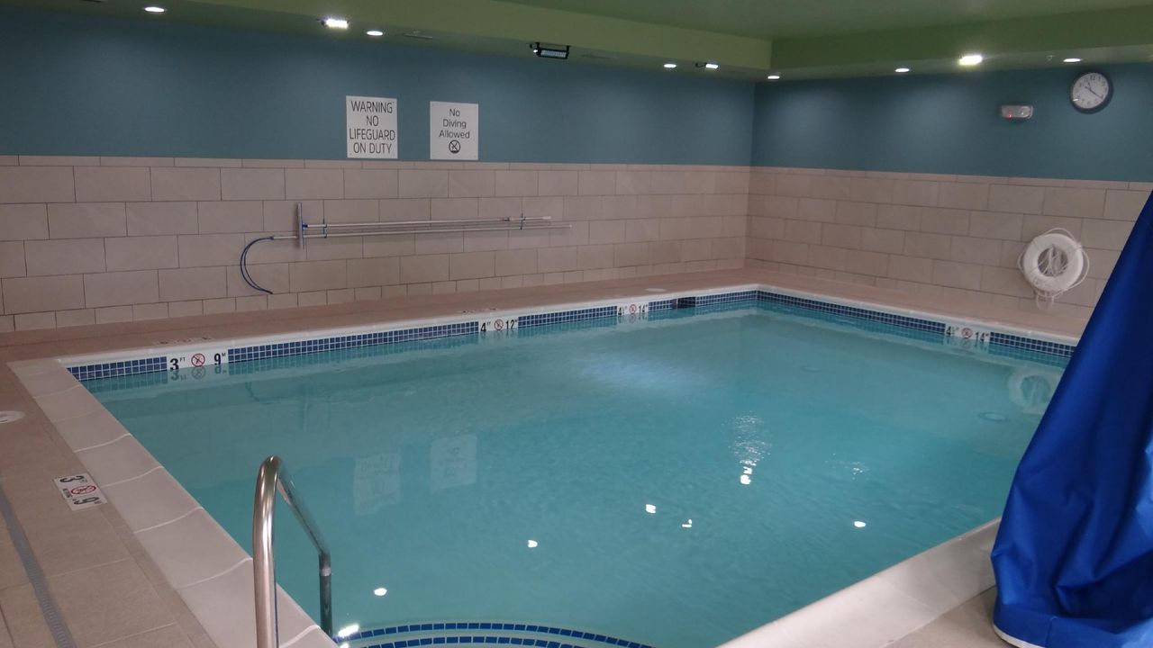 Holiday Inn Express & Suites - Auburn Downtown, an IHG Hotel