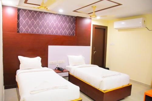 OYO 79835 Hotel Narmada Grand