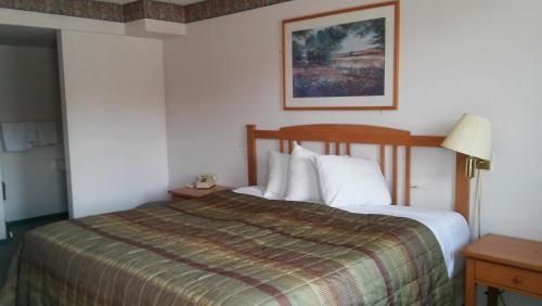 Traveler Inn