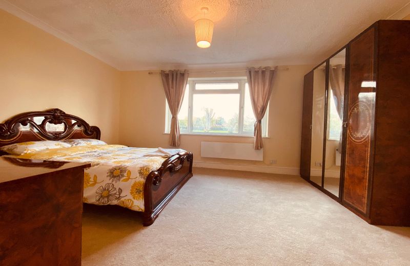 London Lodges