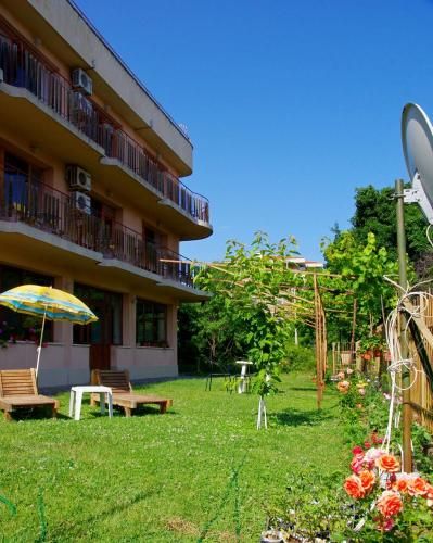 Outdoor Pictures 1