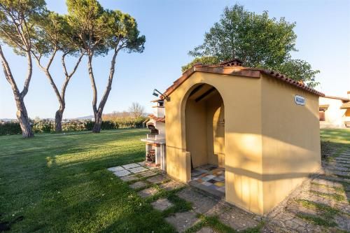 Outdoor Pictures 24
