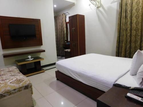 The Grand Hotel Multan