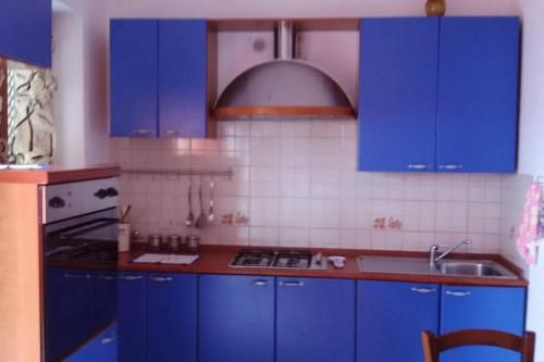 Apartment with one bedroom in Pianoconte with wonderful sea view balcony and WiFi