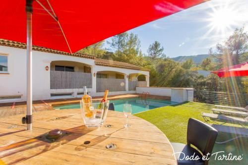 Remarkable 2 bedroom house with pool - Dodo et Tartine